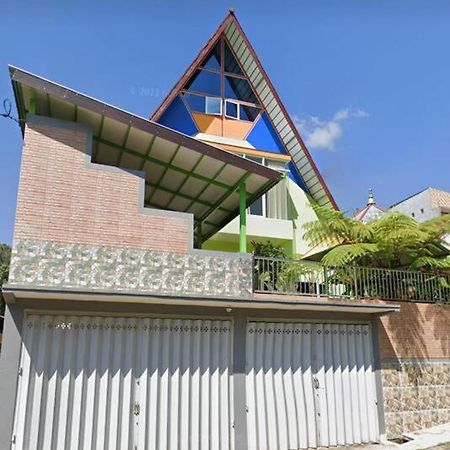 Villa Zoe Songgokerto Batu Songgoriti Екстериор снимка